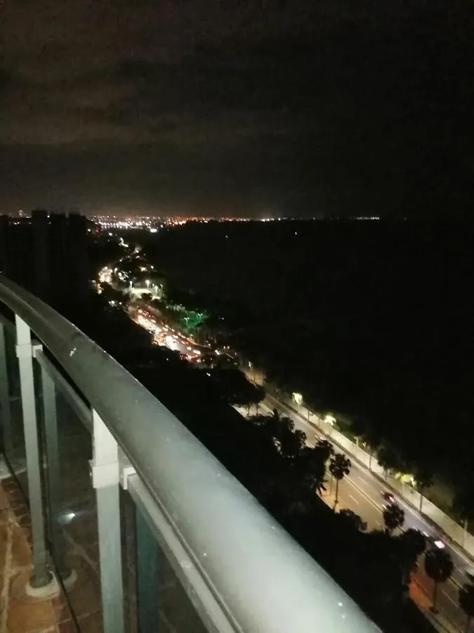 Vista Al Mar Habitacion Privada Coral En Malecon Santo Domingo 1-829-343-1001